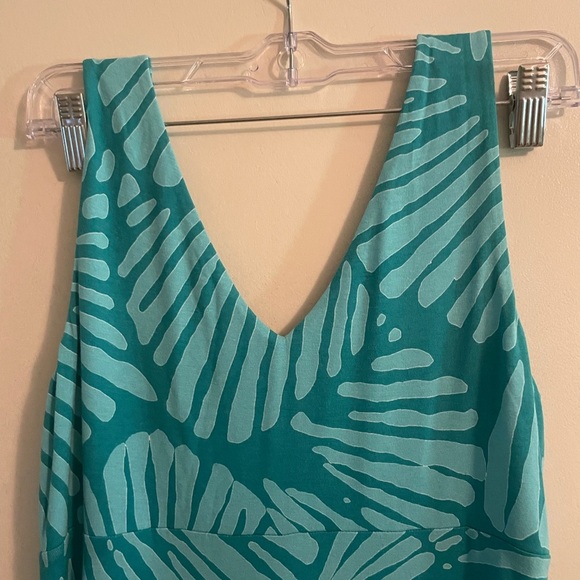 Tommy Bahama Sleeveless V Neck Key Hole Blue Patterned Maxi Sundress Size Small - Picture 9 of 11